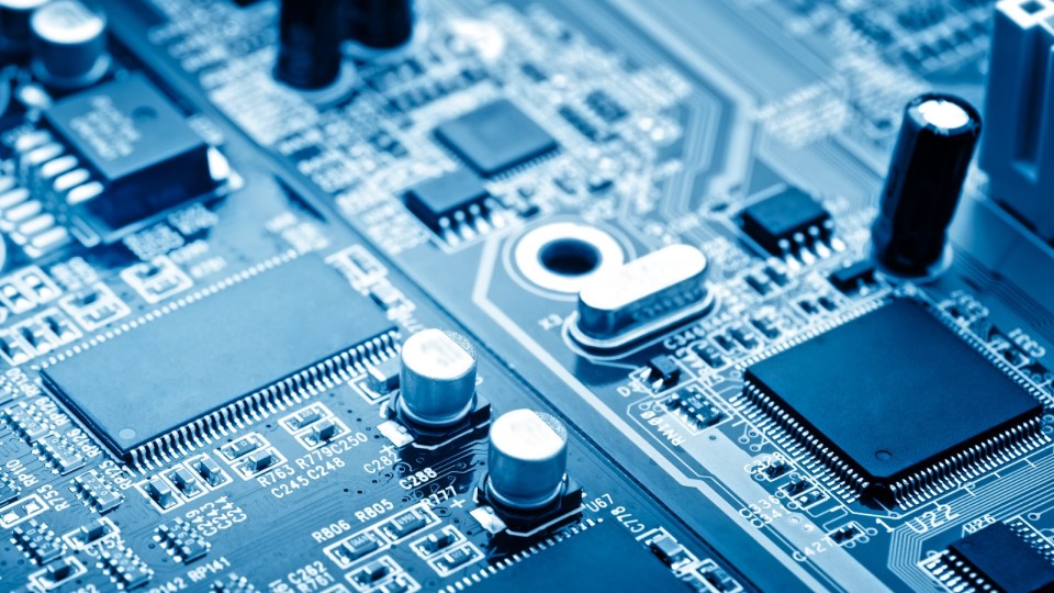 Blaue Elektronikplatte.
