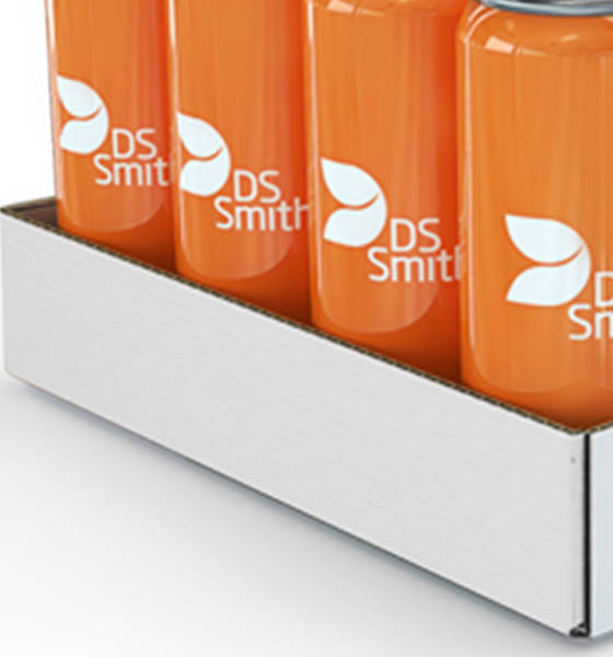 Bakke med orange dåser