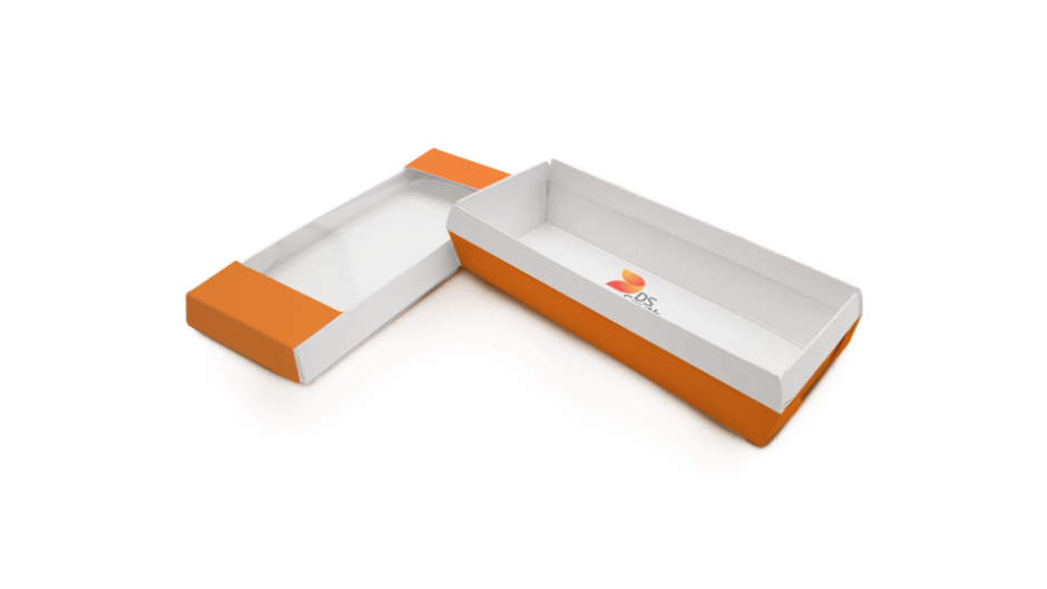 Geöffnete, faserbasierte Lebensmittelverpackung mit Sichtfenster.