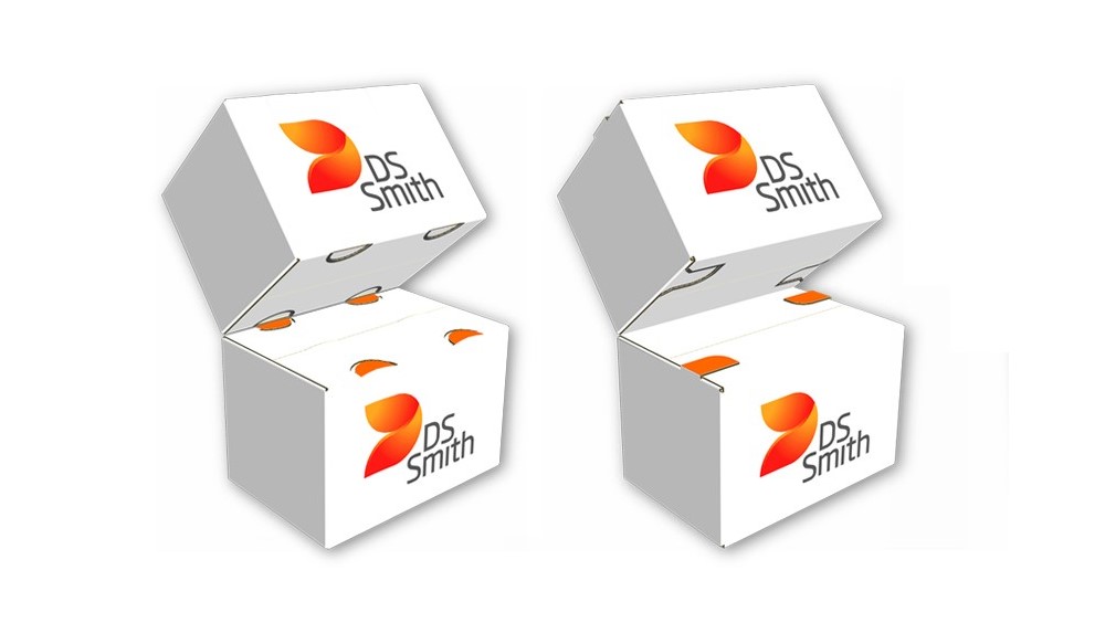 Jeweils zwei weiße Kisten mit DS Smith Logo aufeinandergestapelt. Ein Stapel mit und einer ohne Zentrierungshilfen.