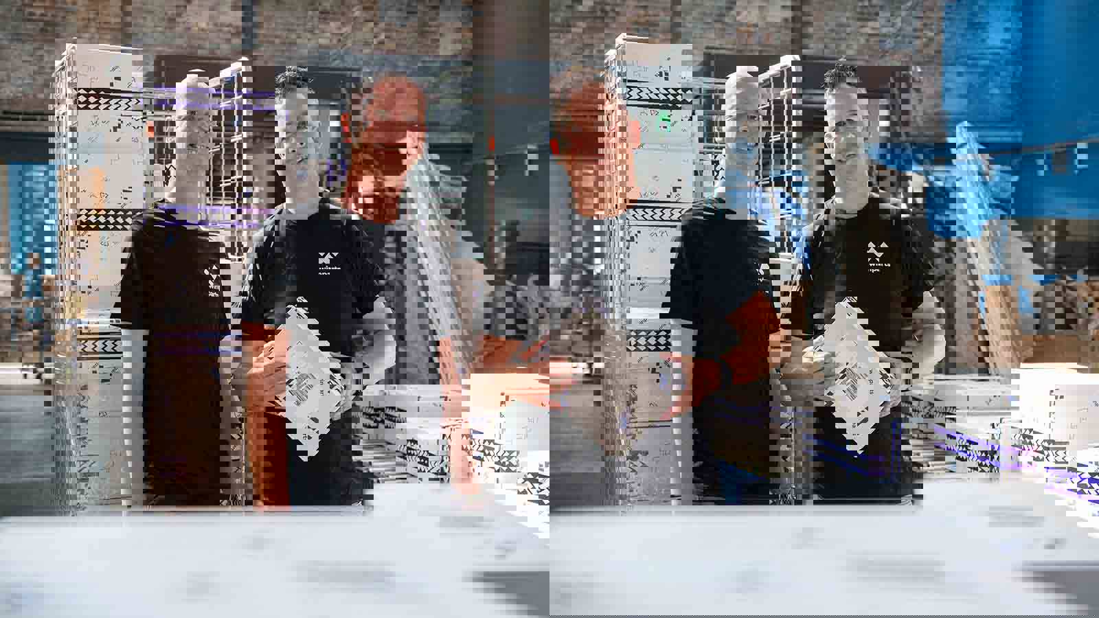 Winparts collega's op de verzendafdeling