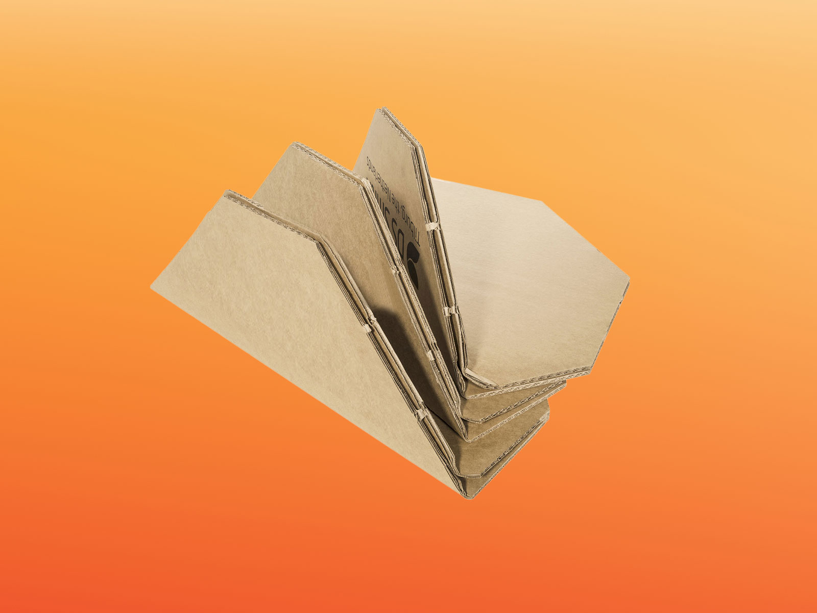 Kartonnen hoekbeschermers voor transportverpakking – bescherming van industriële producten door DS Smith.