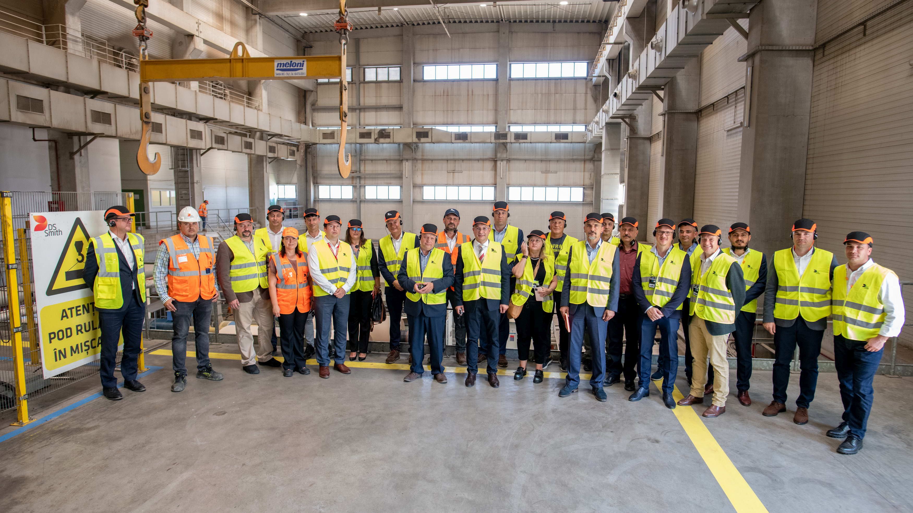 Guests visiting the new Wastewater Treatment Plant and Zarnesti Mill's paper machine PM1